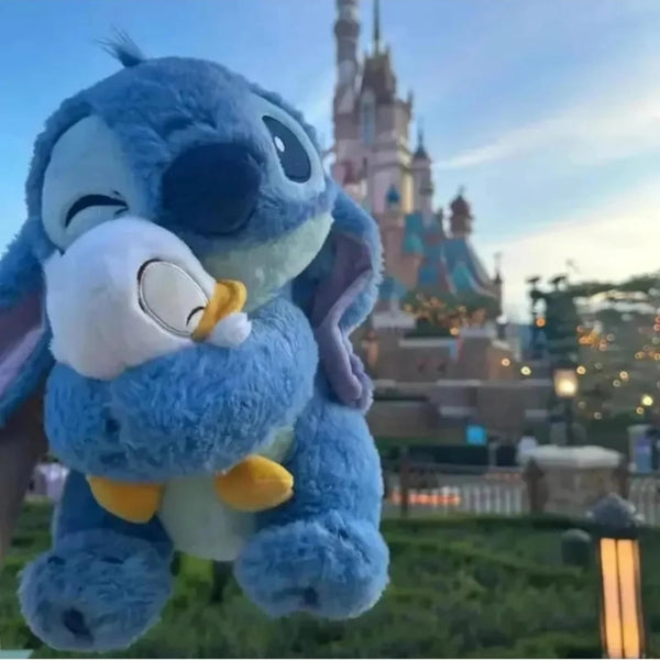 Stitch Hugging Duck 40 cm